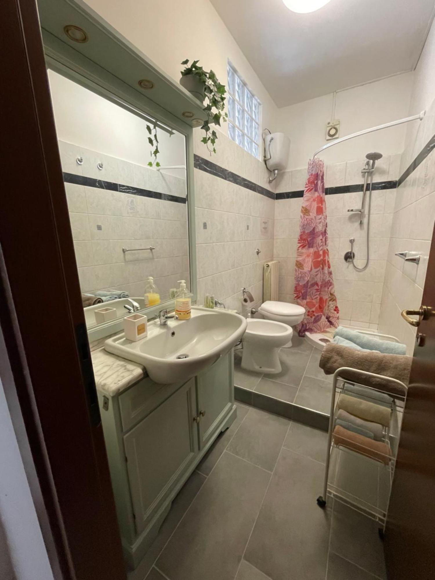 Apartament Casa L' Aurora Viola Livorno Zewnętrze zdjęcie